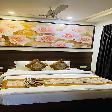 Hotel Babul Inn, Gondia Exterior photo
