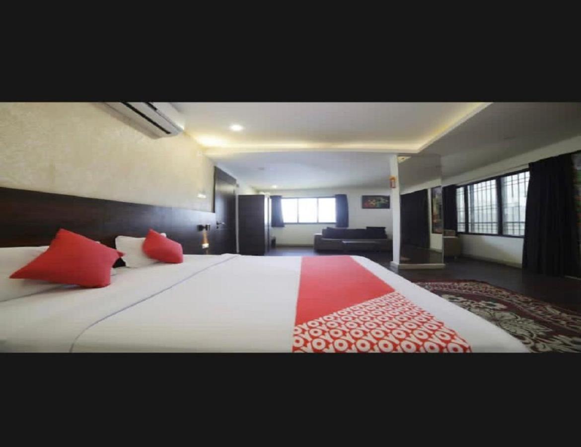 Hotel Babul Inn, Gondia Exterior photo